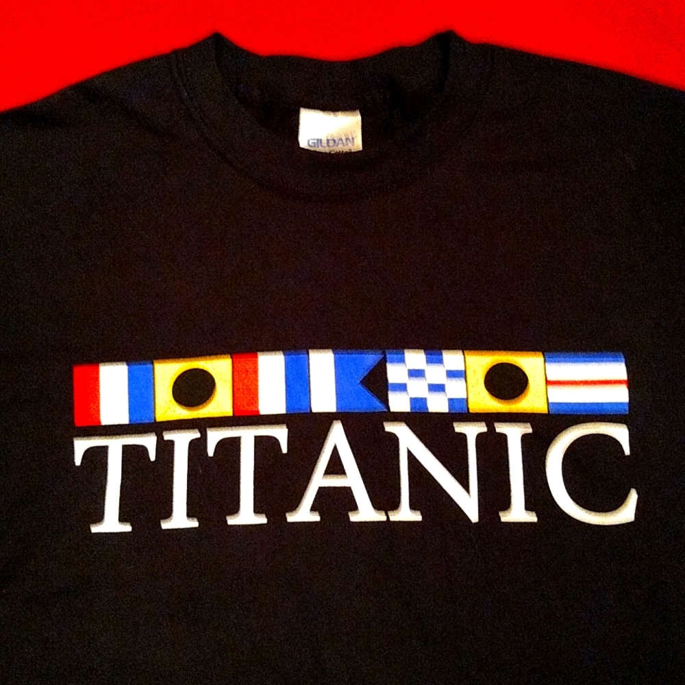 TITANIC T-SHIRT